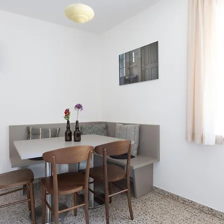Apartment Domus Faber Merano