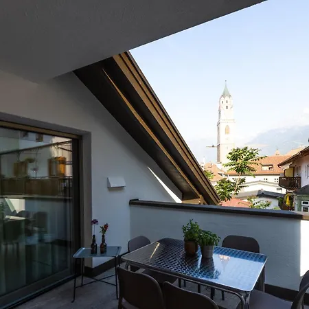 Apartment Domus Faber Merano